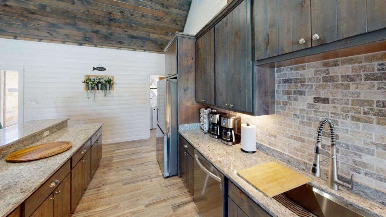 Heartstone Lodge คอนแคน ภายนอก รูปภาพ
