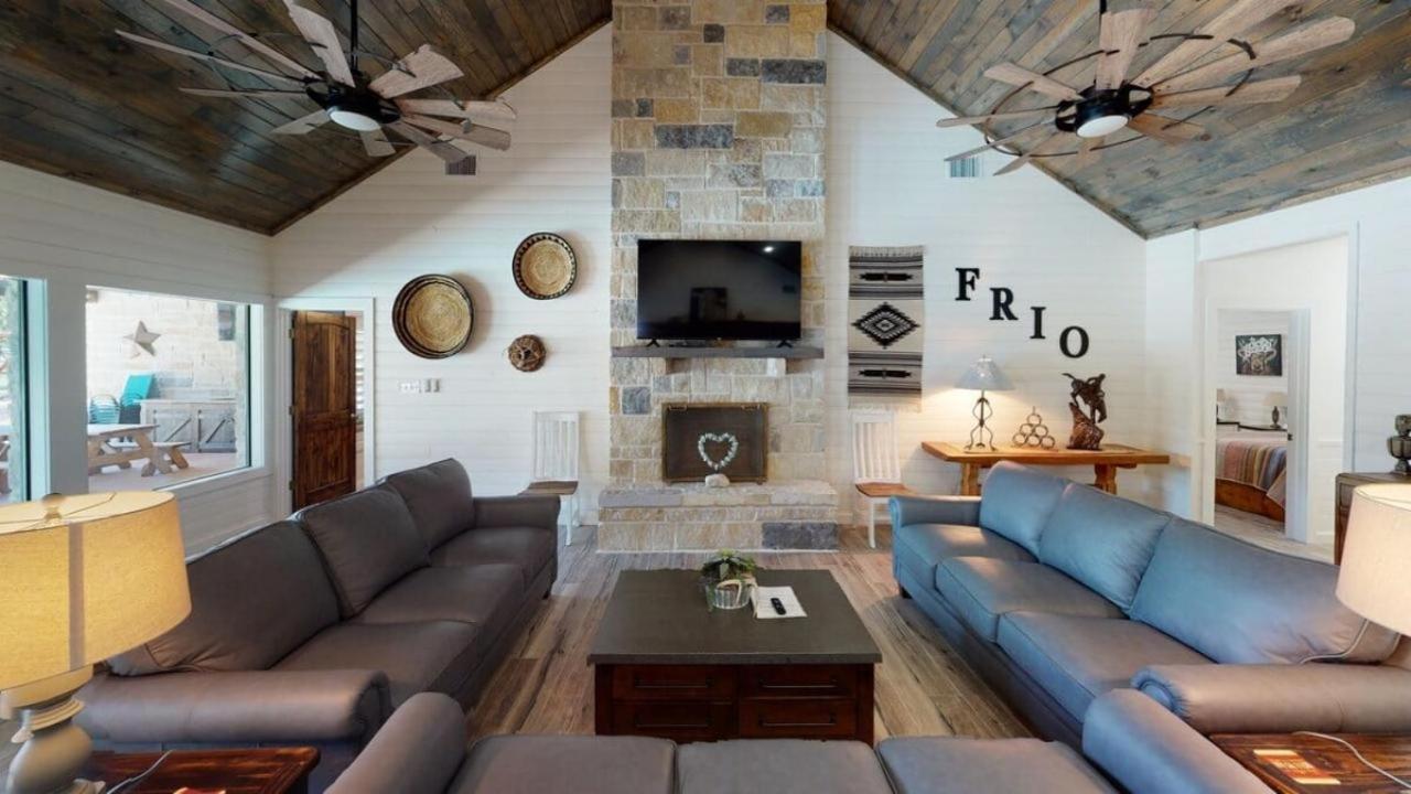 Heartstone Lodge คอนแคน ภายนอก รูปภาพ